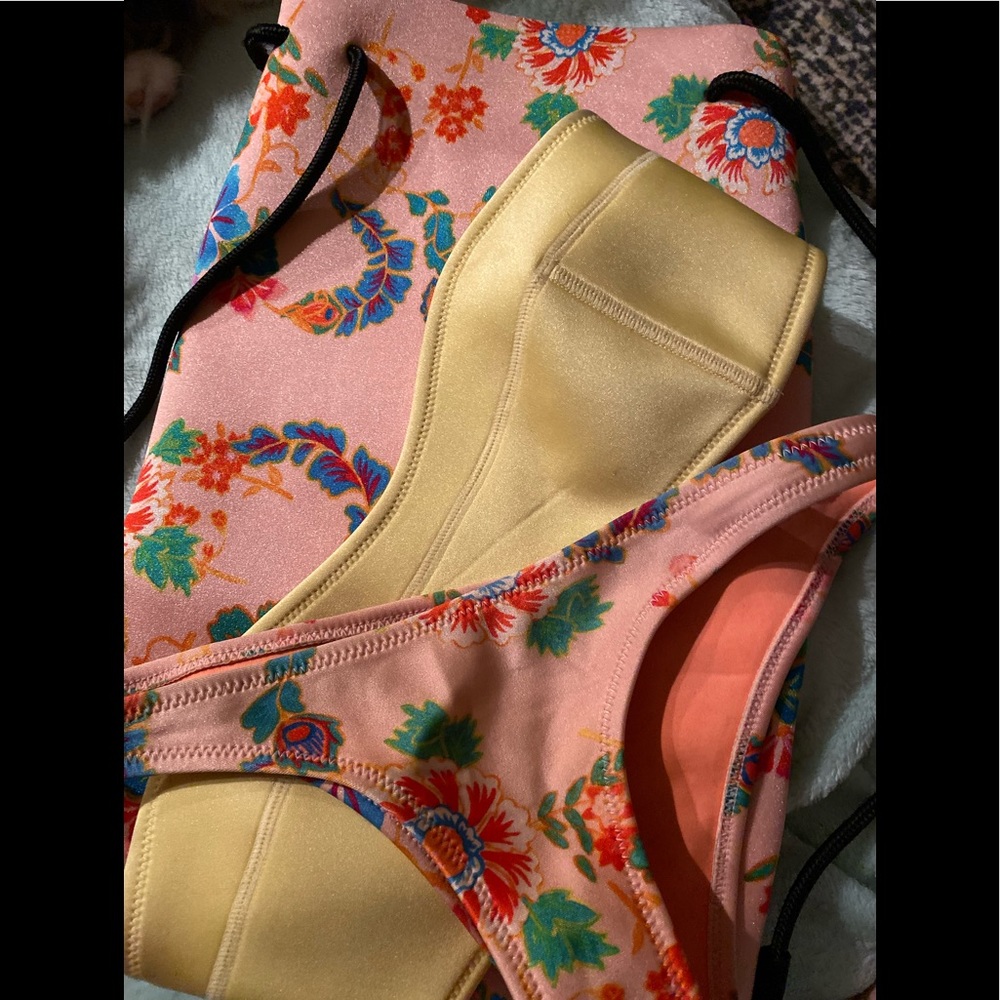 Swimsuit - Picture 2 of 2